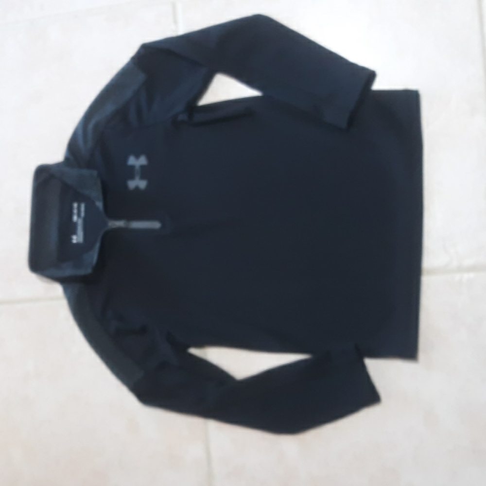 Under Armour Long Sleeve Youth Shirt Sz S NWOT #120
